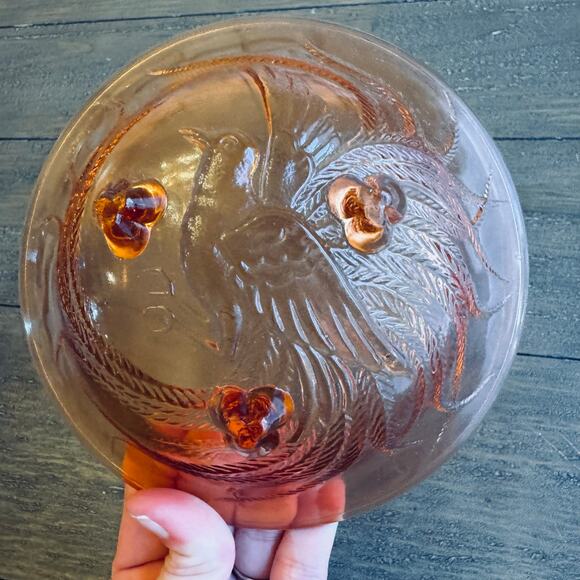 Tiara Indiana Glass Coral Blush Empress Louvre 6" Mint Candy Dish 3 Toed Bird - Picture 5 of 16